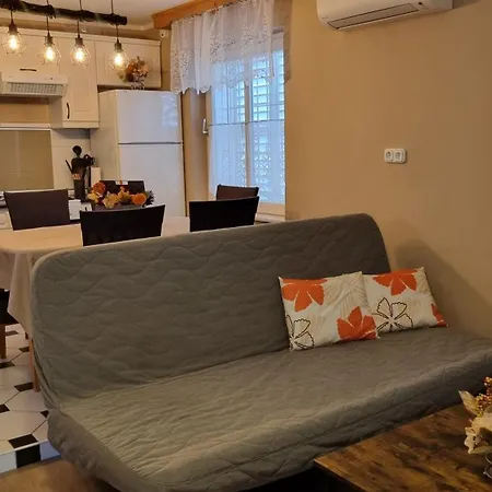 Дом отдыха Hutiagi *